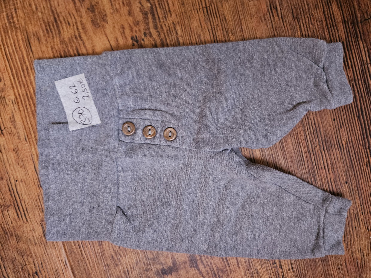 Hose grau 62 h&m Knöpfe