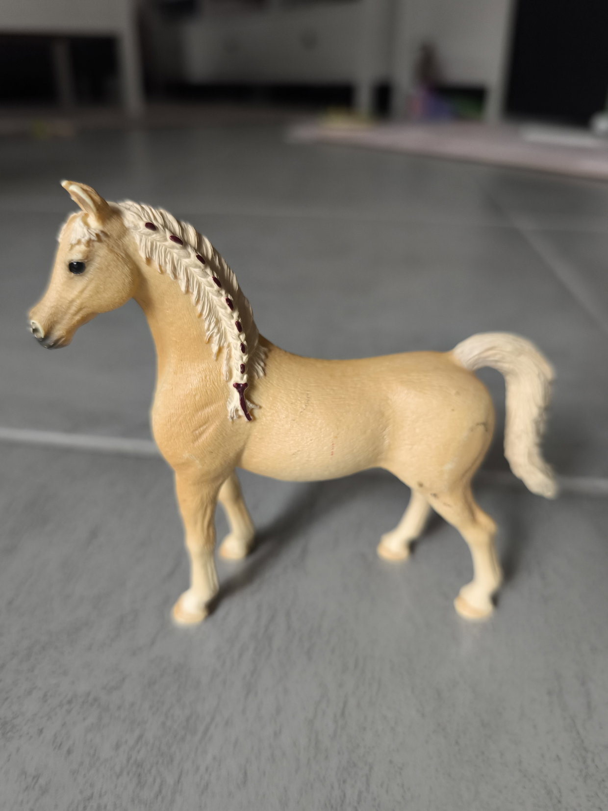 Schleich Turnier Pferd hell braun 