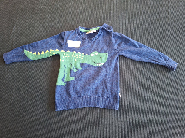Pullover mit Drache