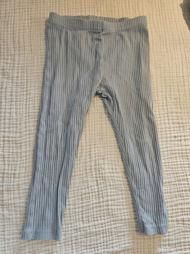 Gerippte Leggins grün