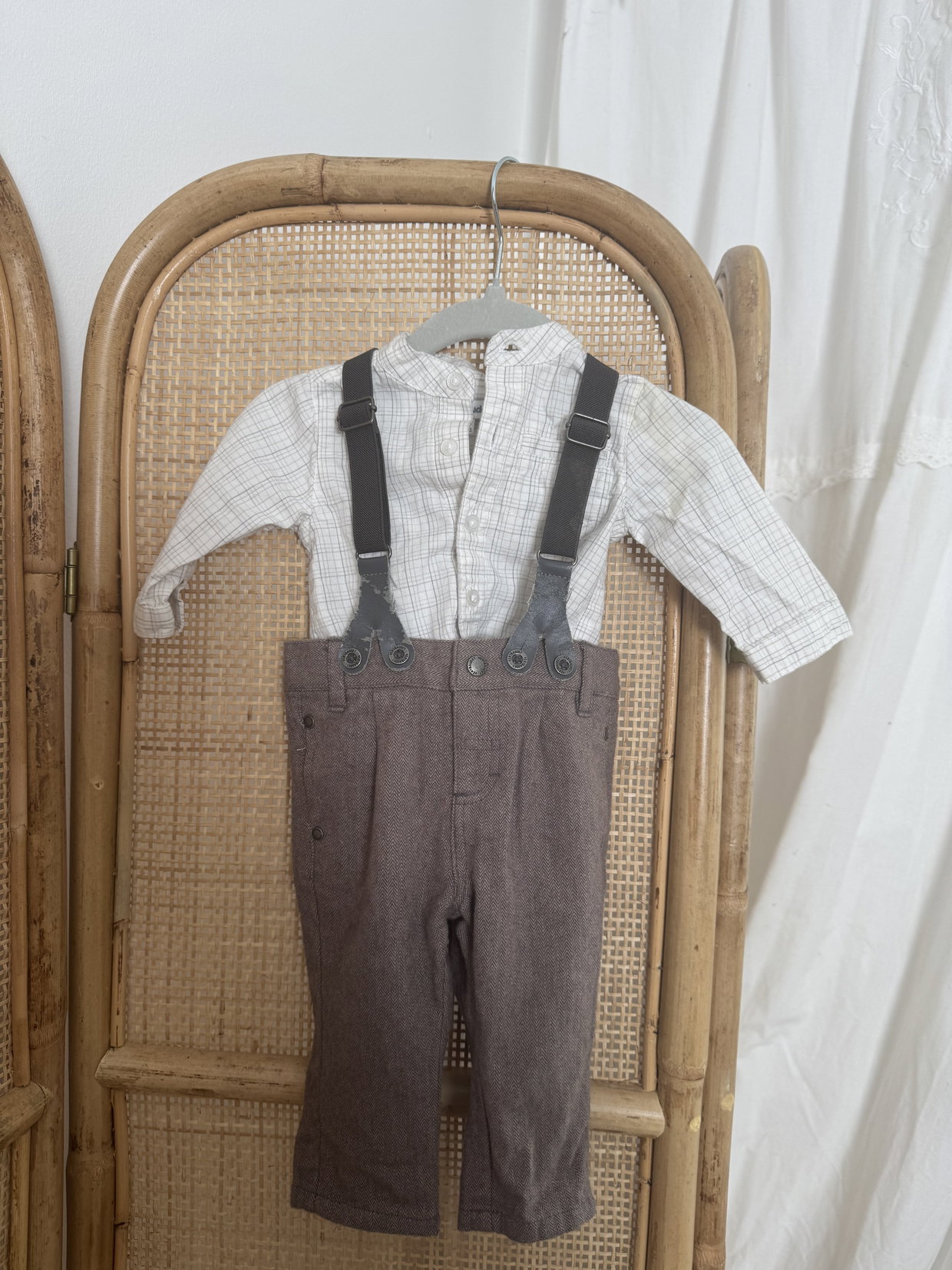 Hemd und Hose Gr. 60
