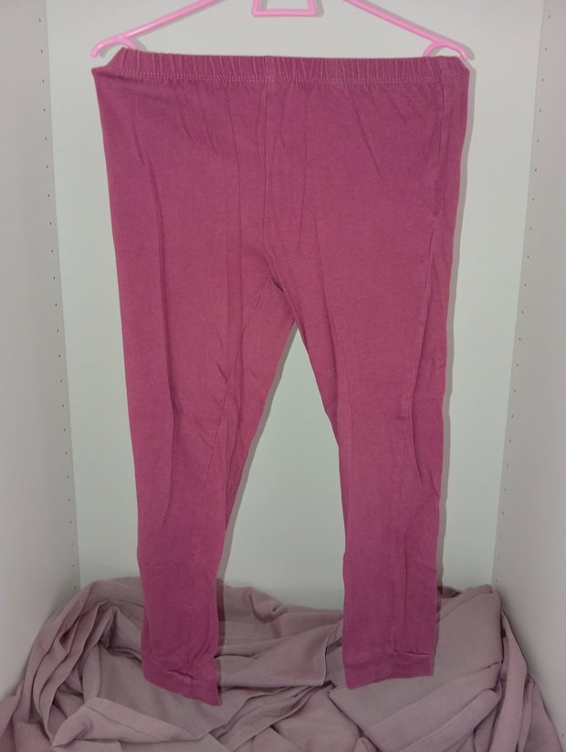 🍓 Lockere Beerenhose – Größe 110/116
