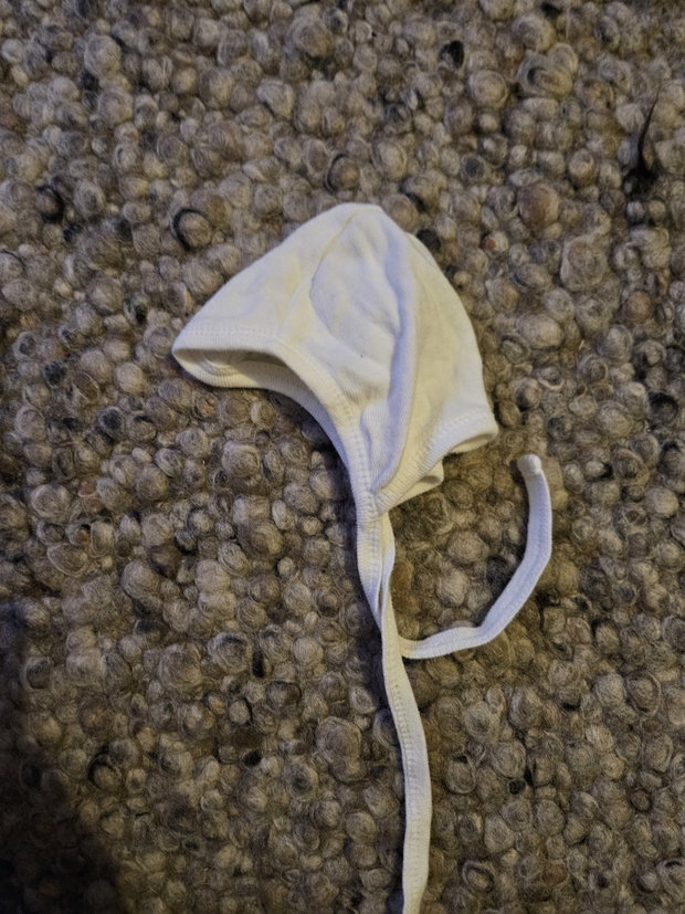 Haube, Mütze weiß H&M 0-1 Monat