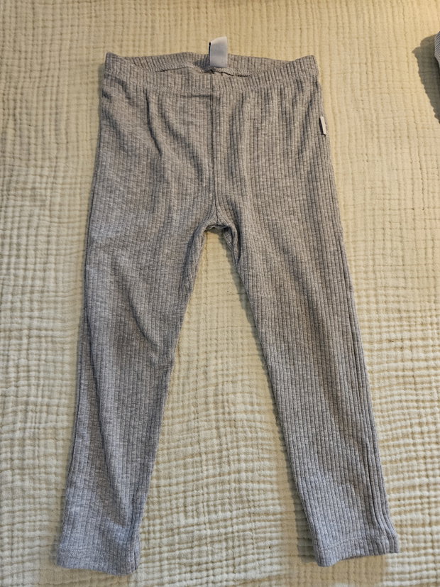 Gerippte Leggings grau