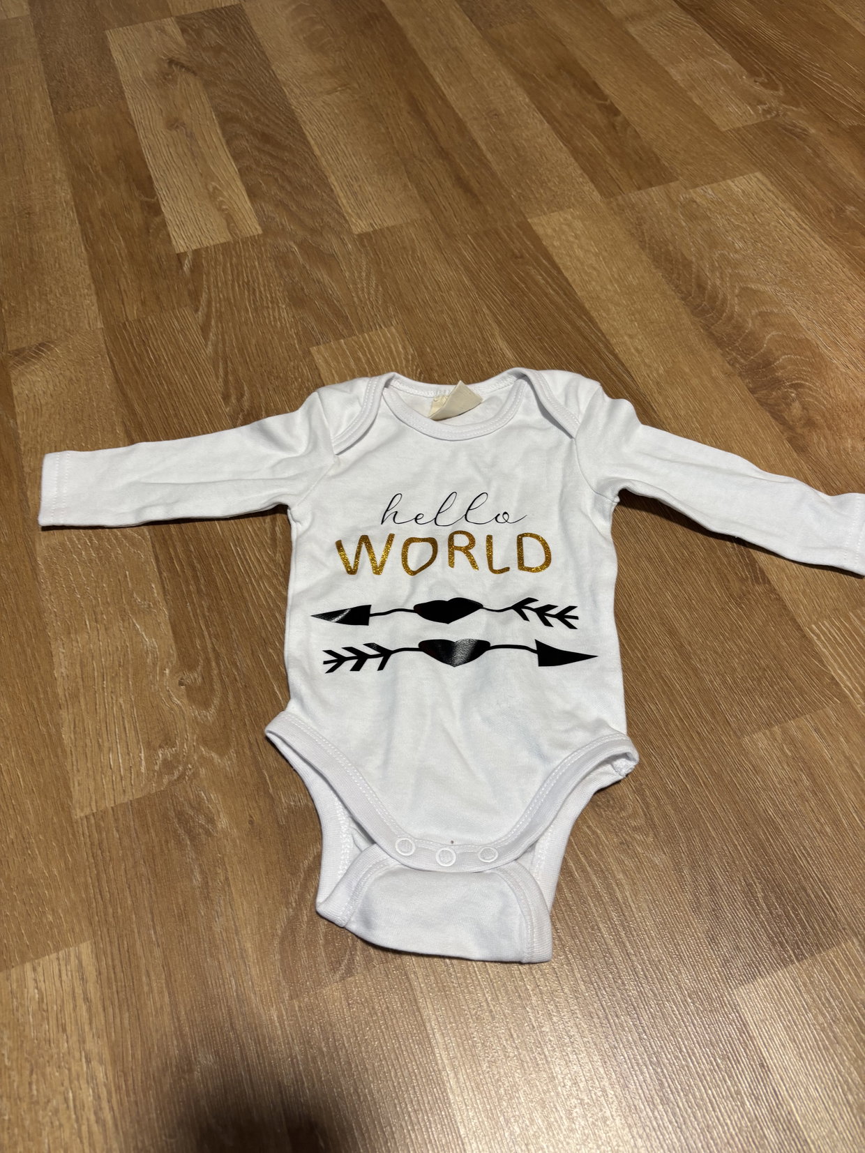 Body gr. 62 hello world 