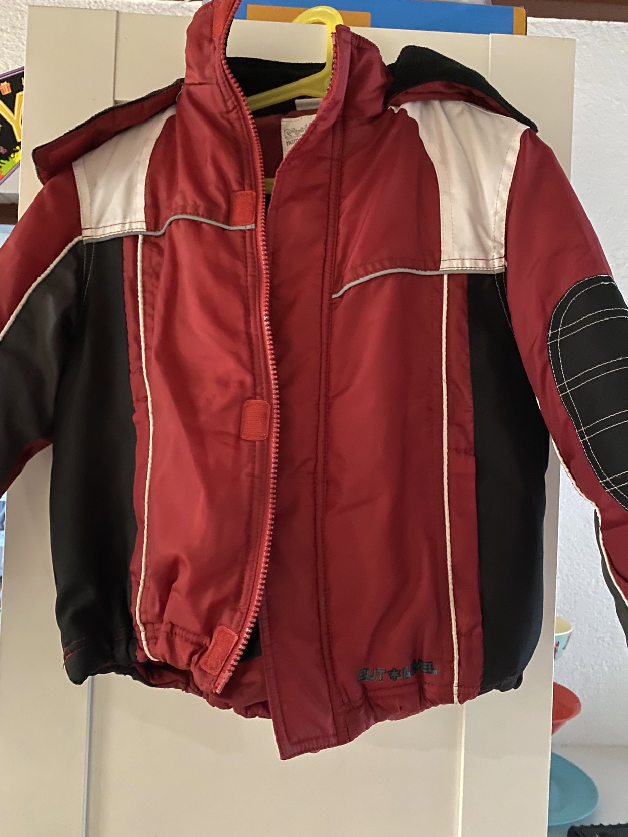 rote, dicke Jacke Gr. 122