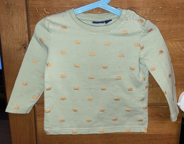 Pulli, grün mit Krone, Gr. 86/92