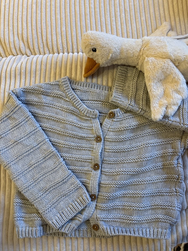 Strickjacke grau, TCM