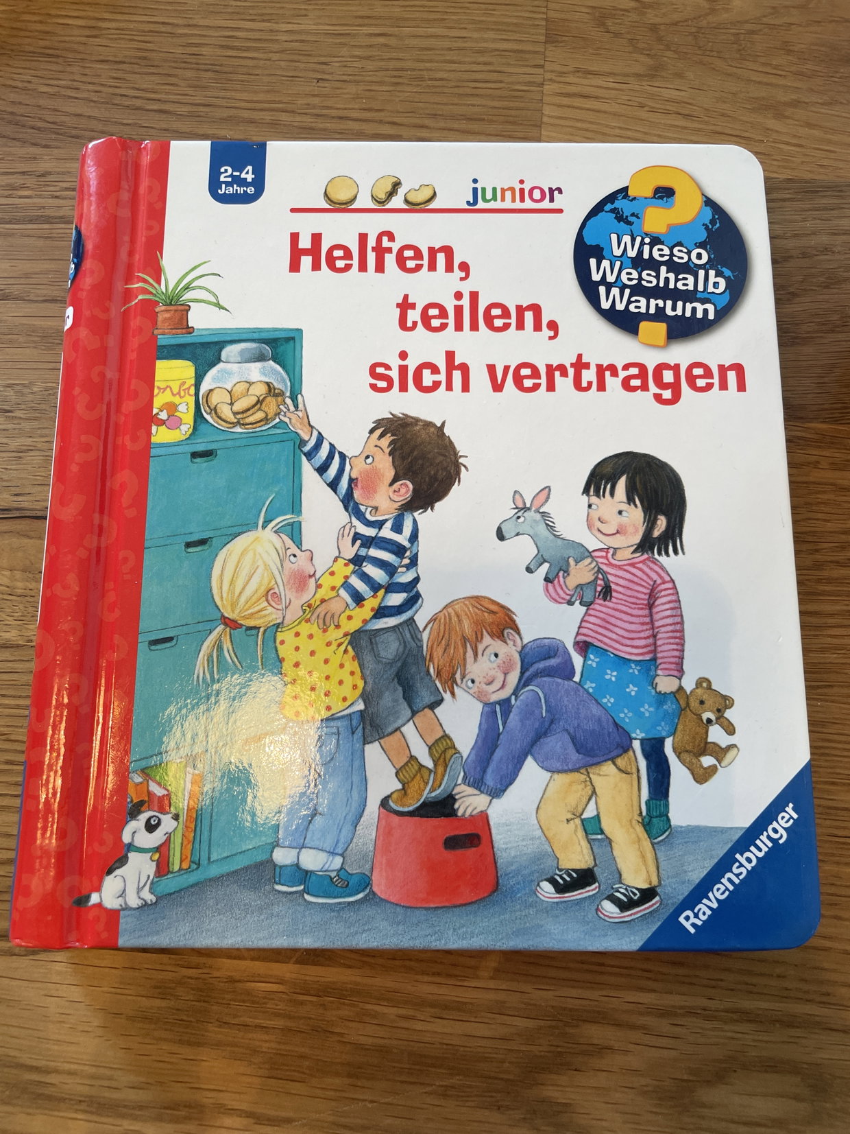 Wieso weshalb warum Buch: Helfen, teilen…