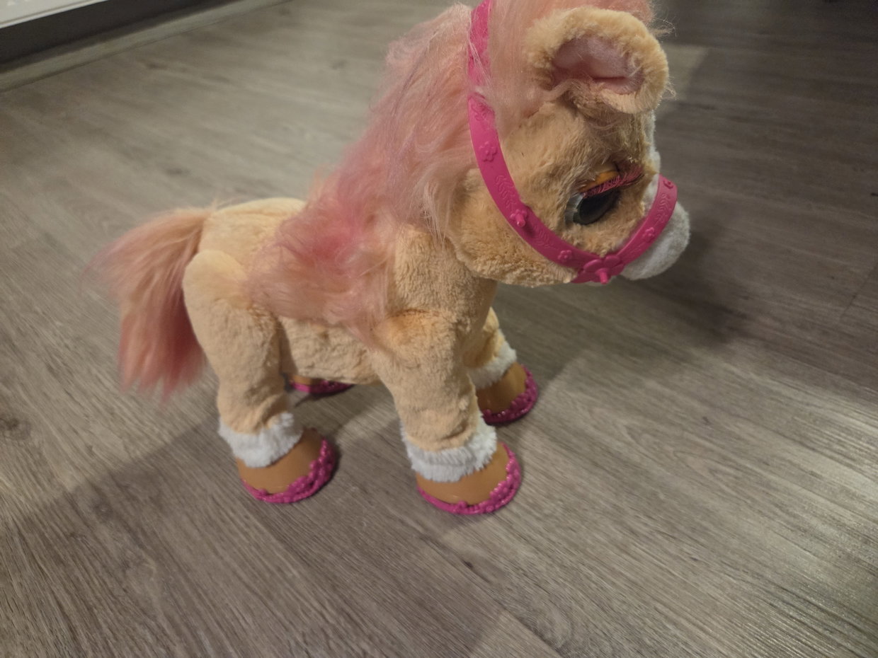 furReal Pferd