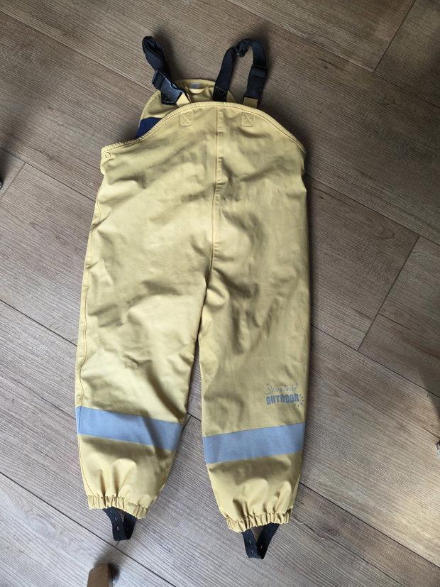 Sterntaler Matschhose gefüttert 