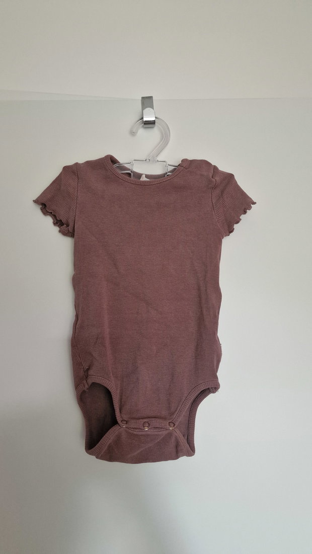 Kurzarmbody lila