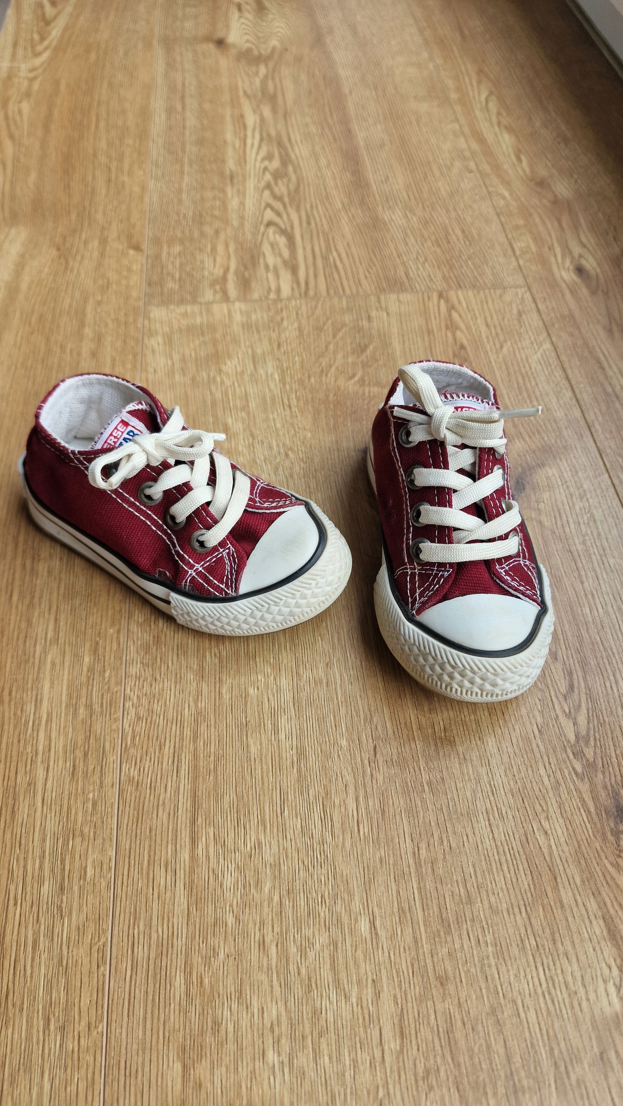 Chucks rot mit Blinkesohle