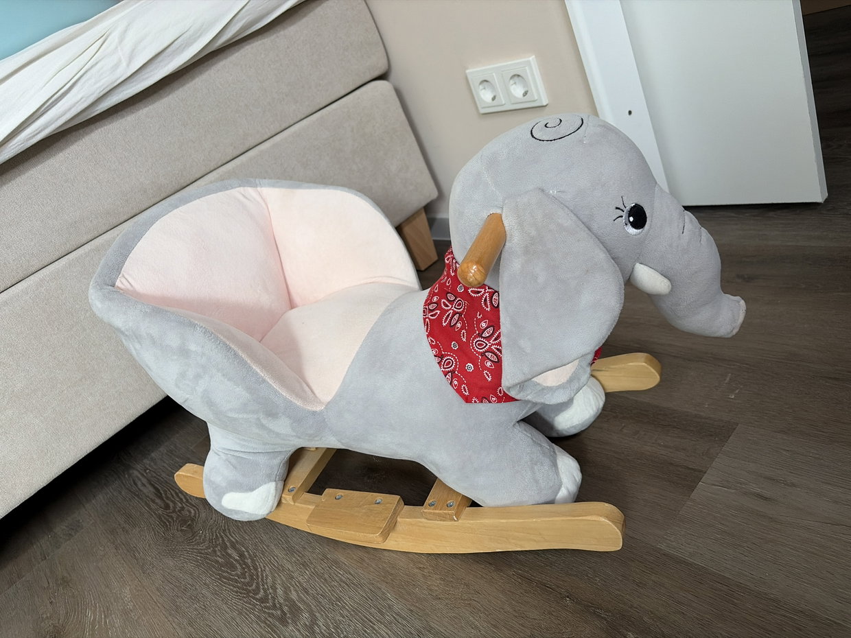 Schaukel Elefant