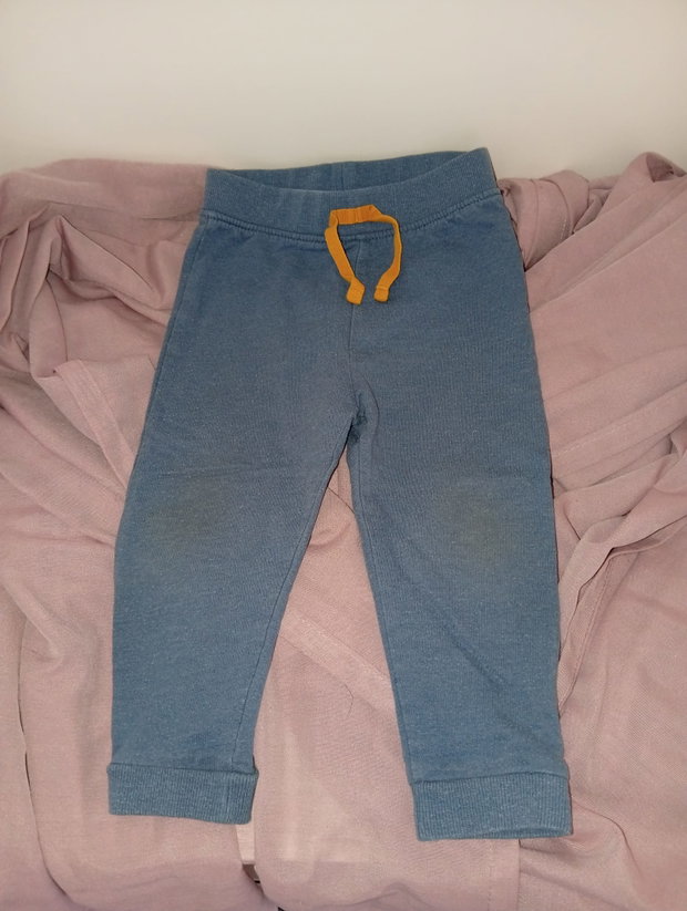 💙 Blaue Jogginghose mit senfgelben Schnüren