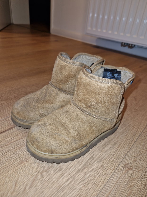 Gefütterte boots