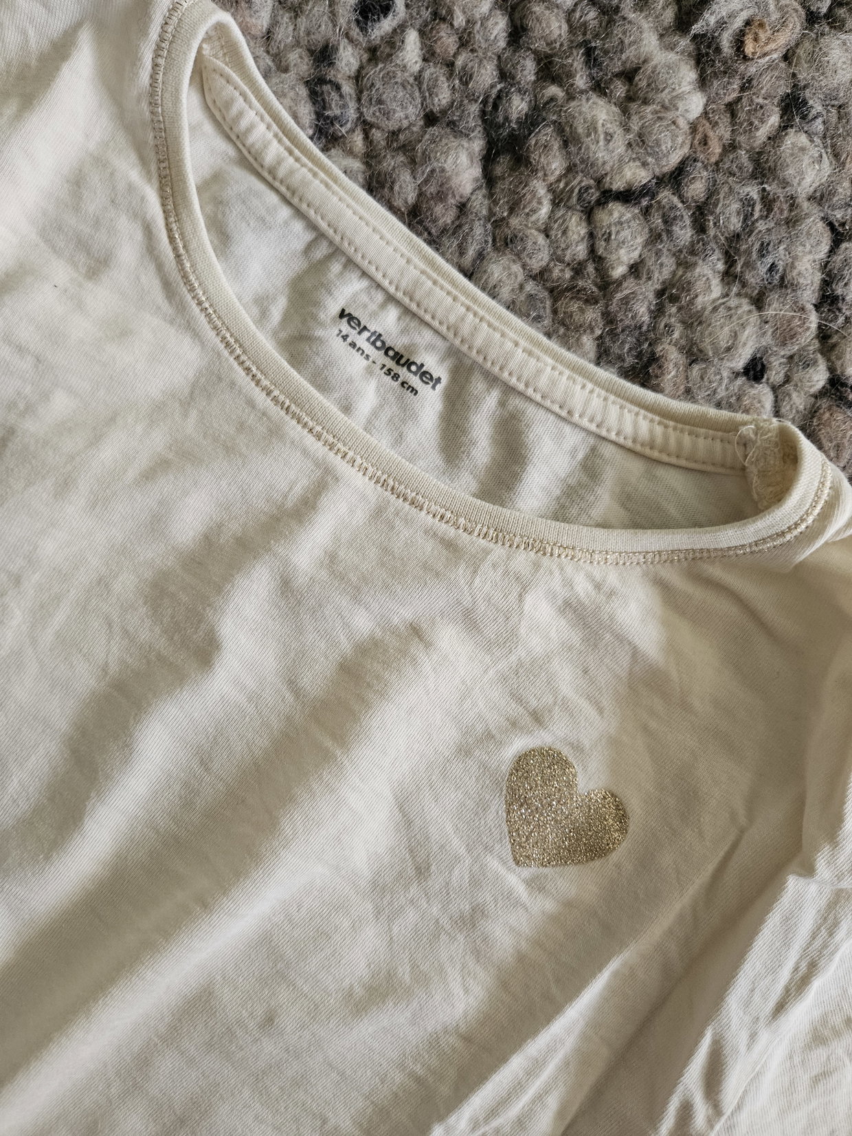 Vertbaudet Langarmshirt 158 creme mit 1 Herz