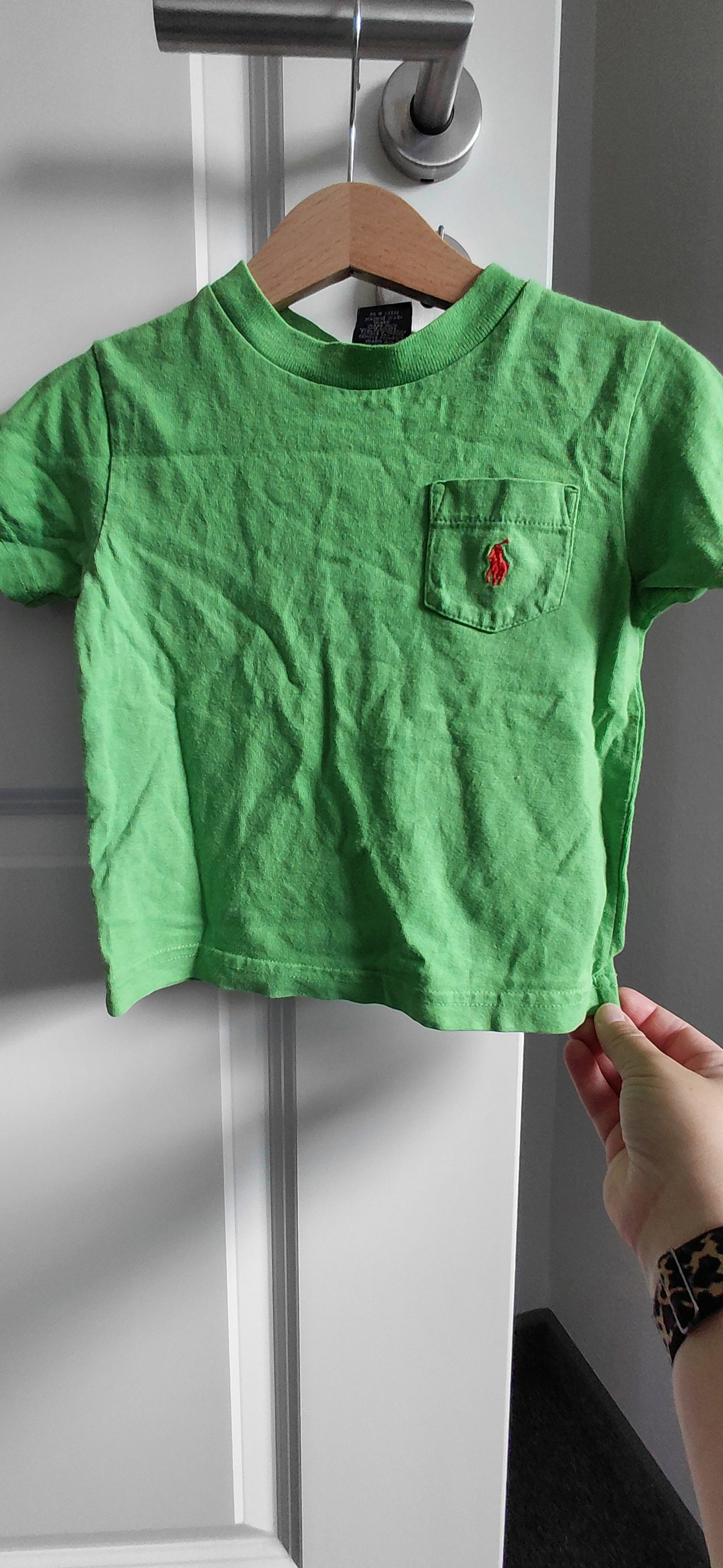 Grünes Tshirt 