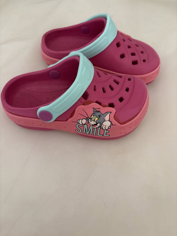 Tom & Jerry Crocks