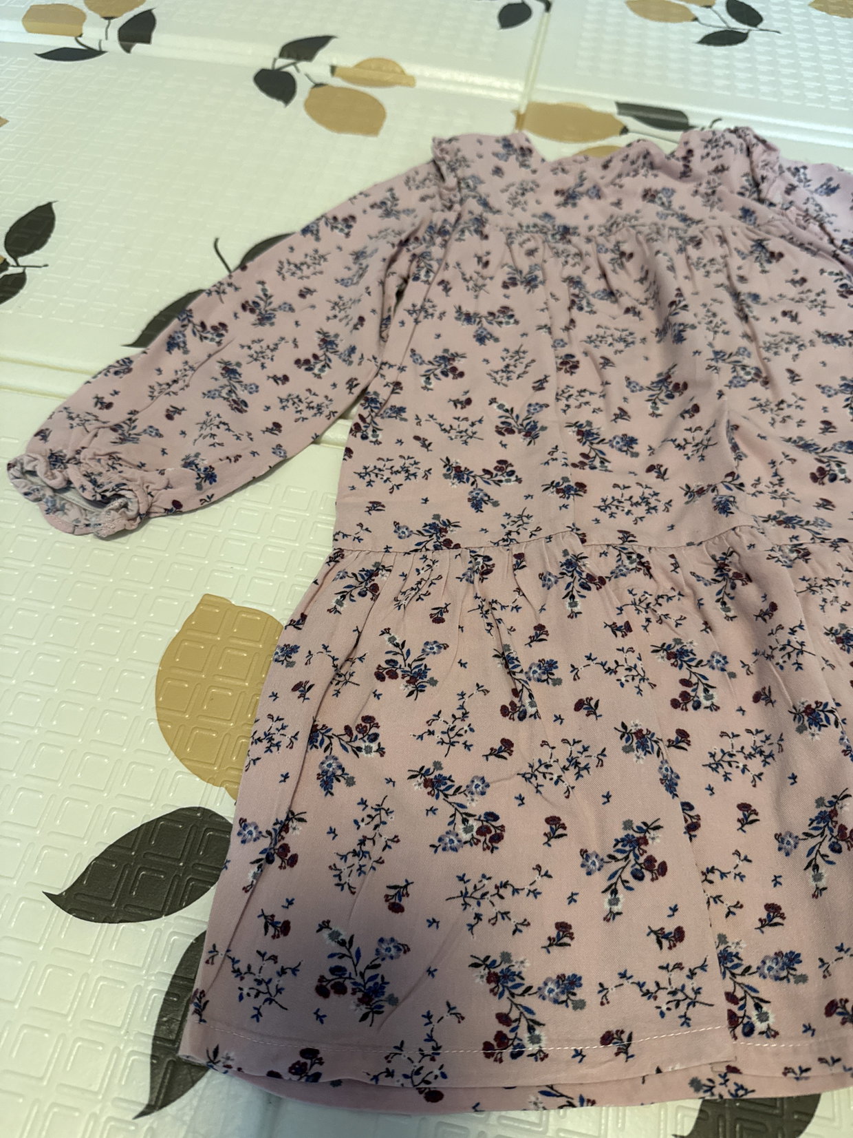 Blumenkleid Gr.104