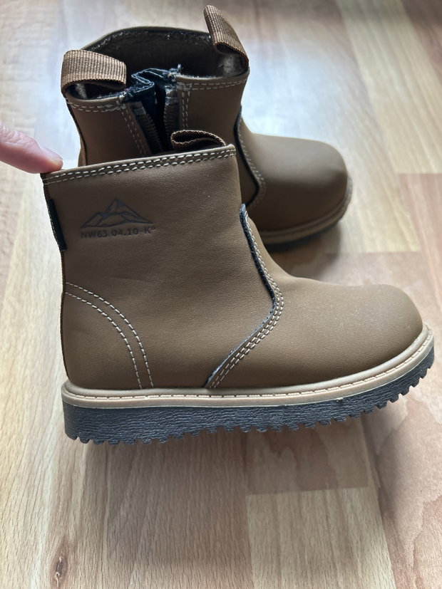 Schuhe Gr. 24