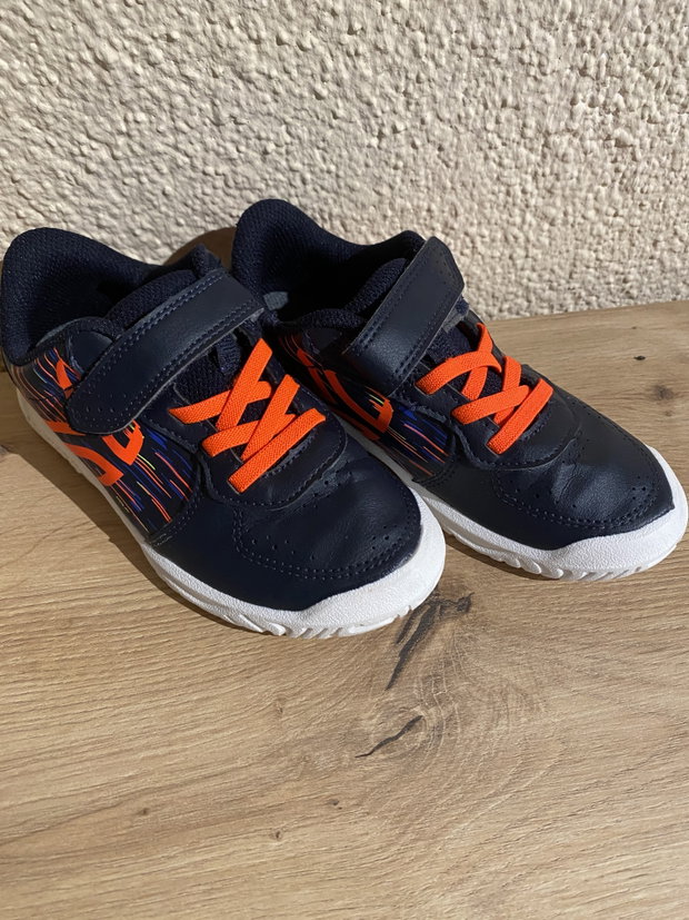 Turnschuhe Schw/Oran Gr. 29