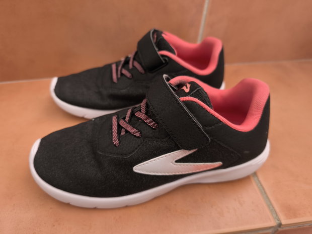 Turnschuhe 