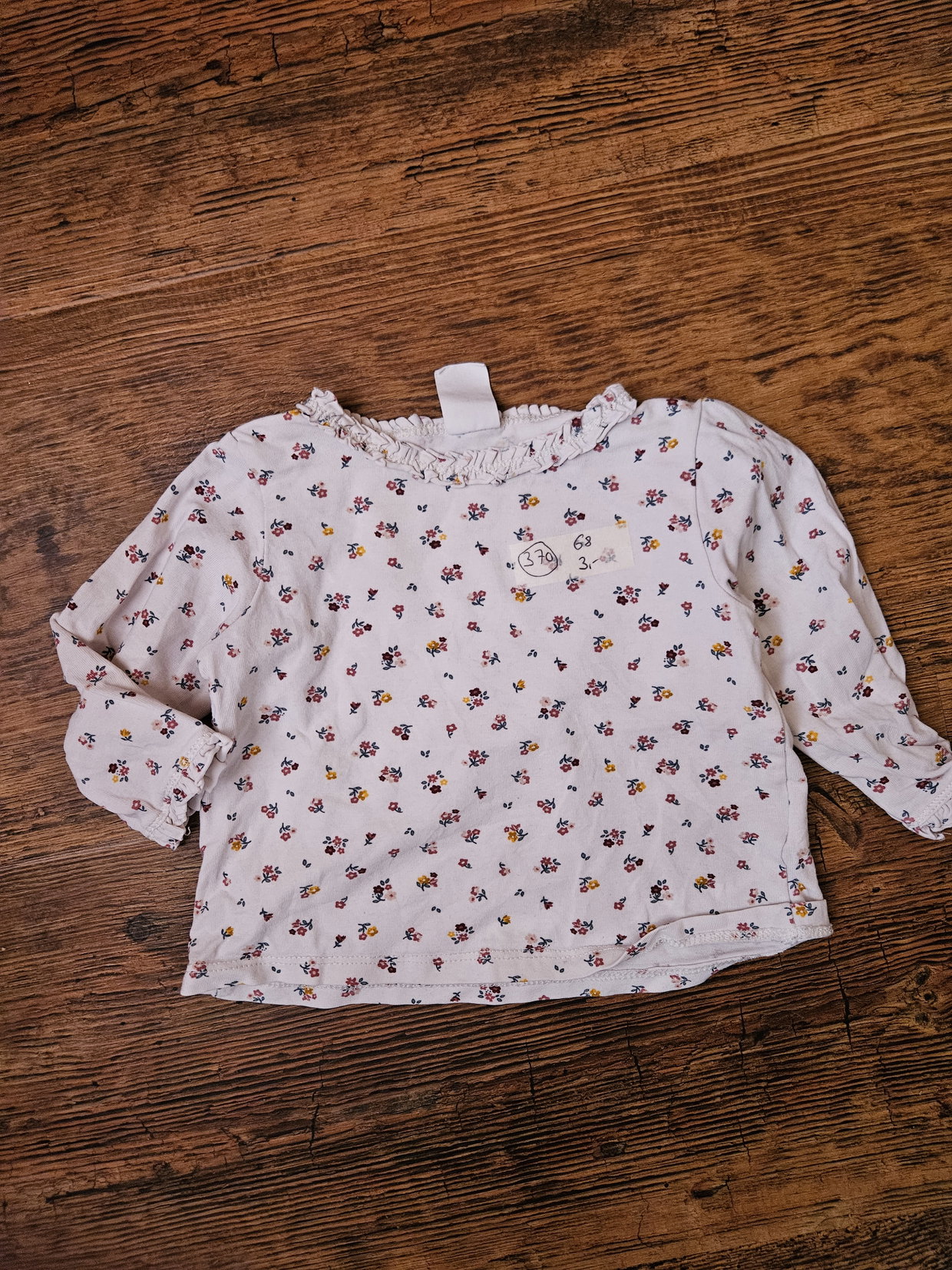 Langarmshirt Rüschen weiß mit Blumen 68