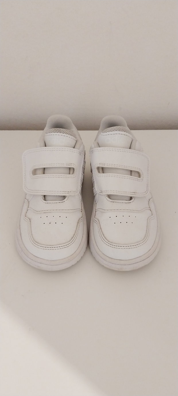 Weiße Sneaker Adidas Gr 27