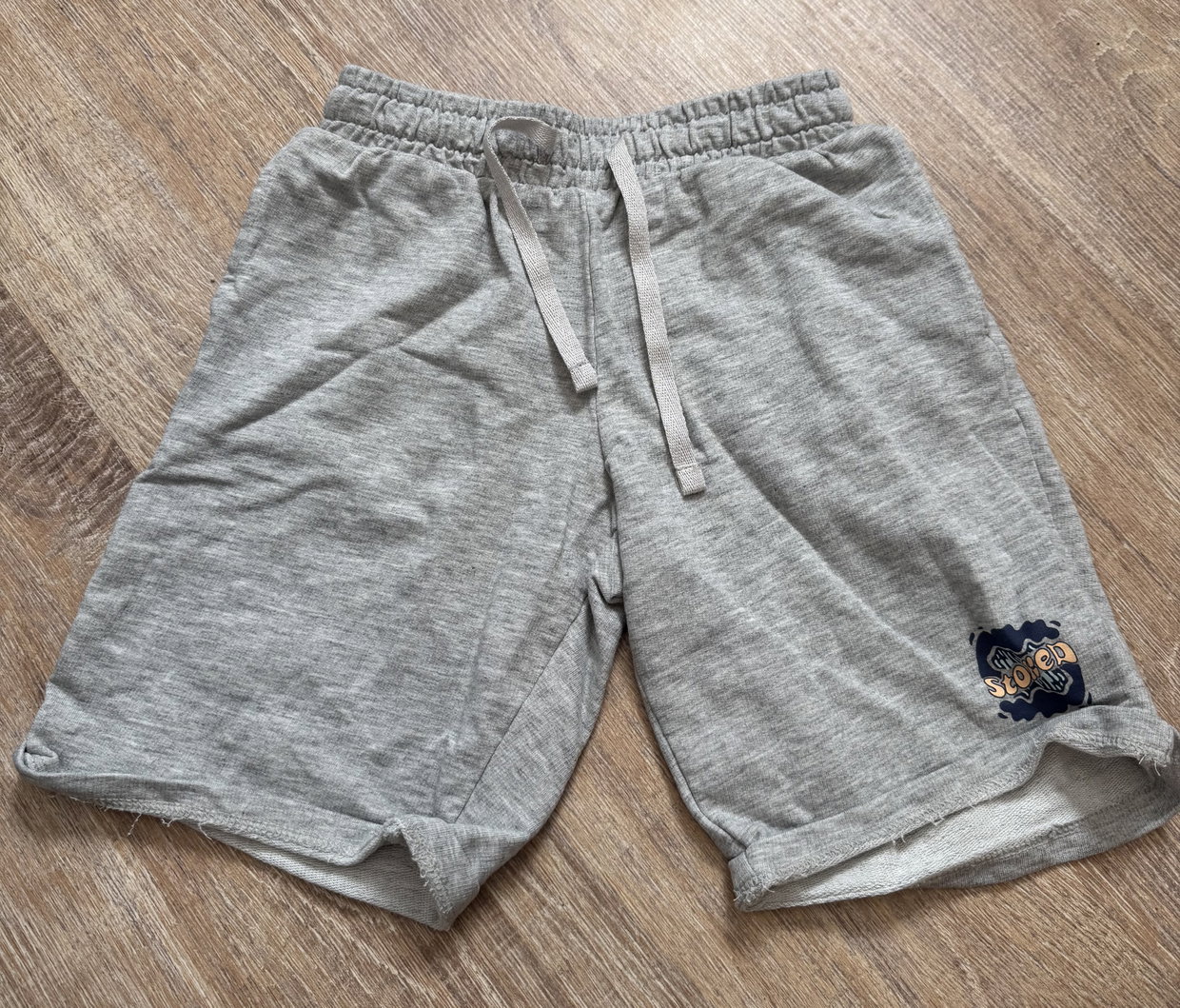 Kurze Hose, grau 122/128