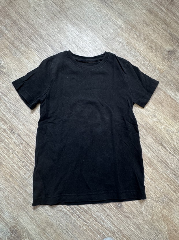 T Shirt schwarz Gr. 98/104