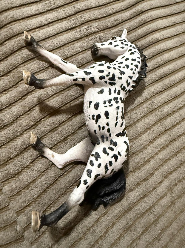 Schleich Pferd gepunktet 