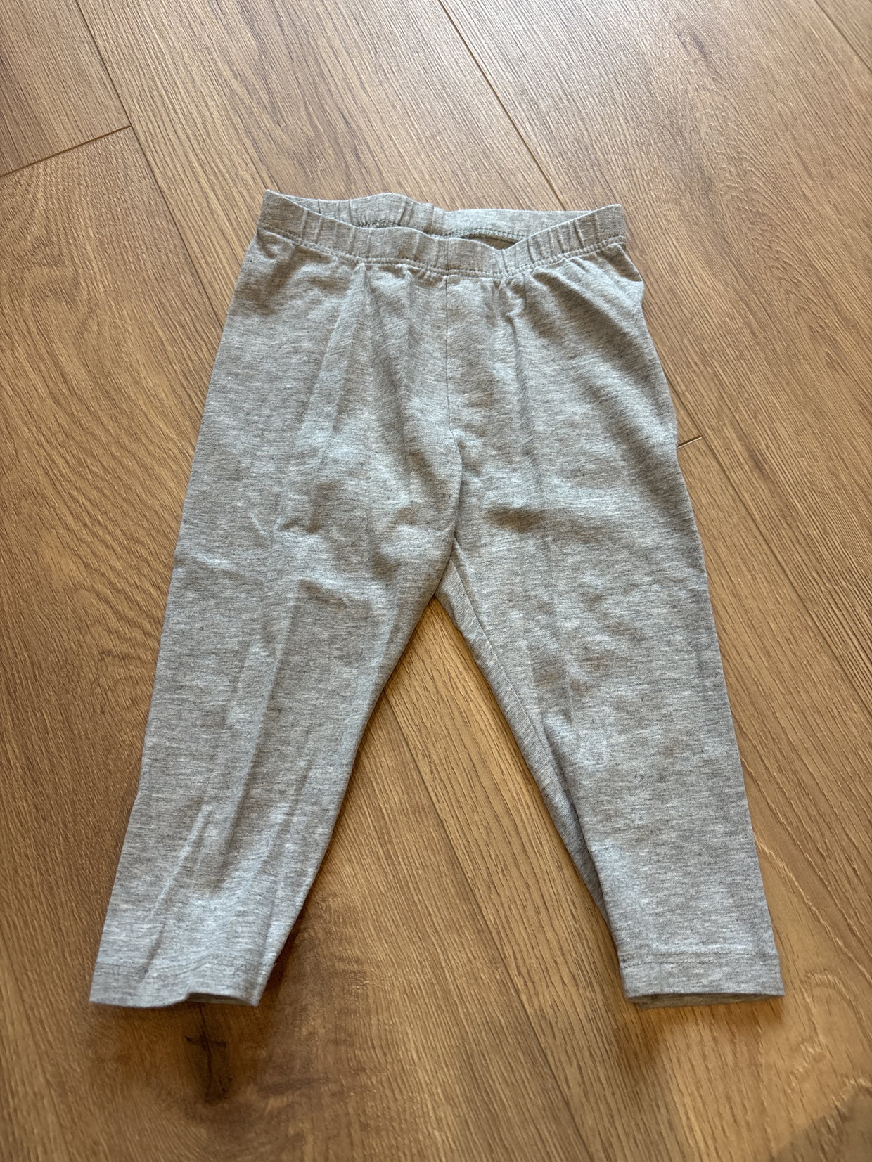 Graue Leggins 
