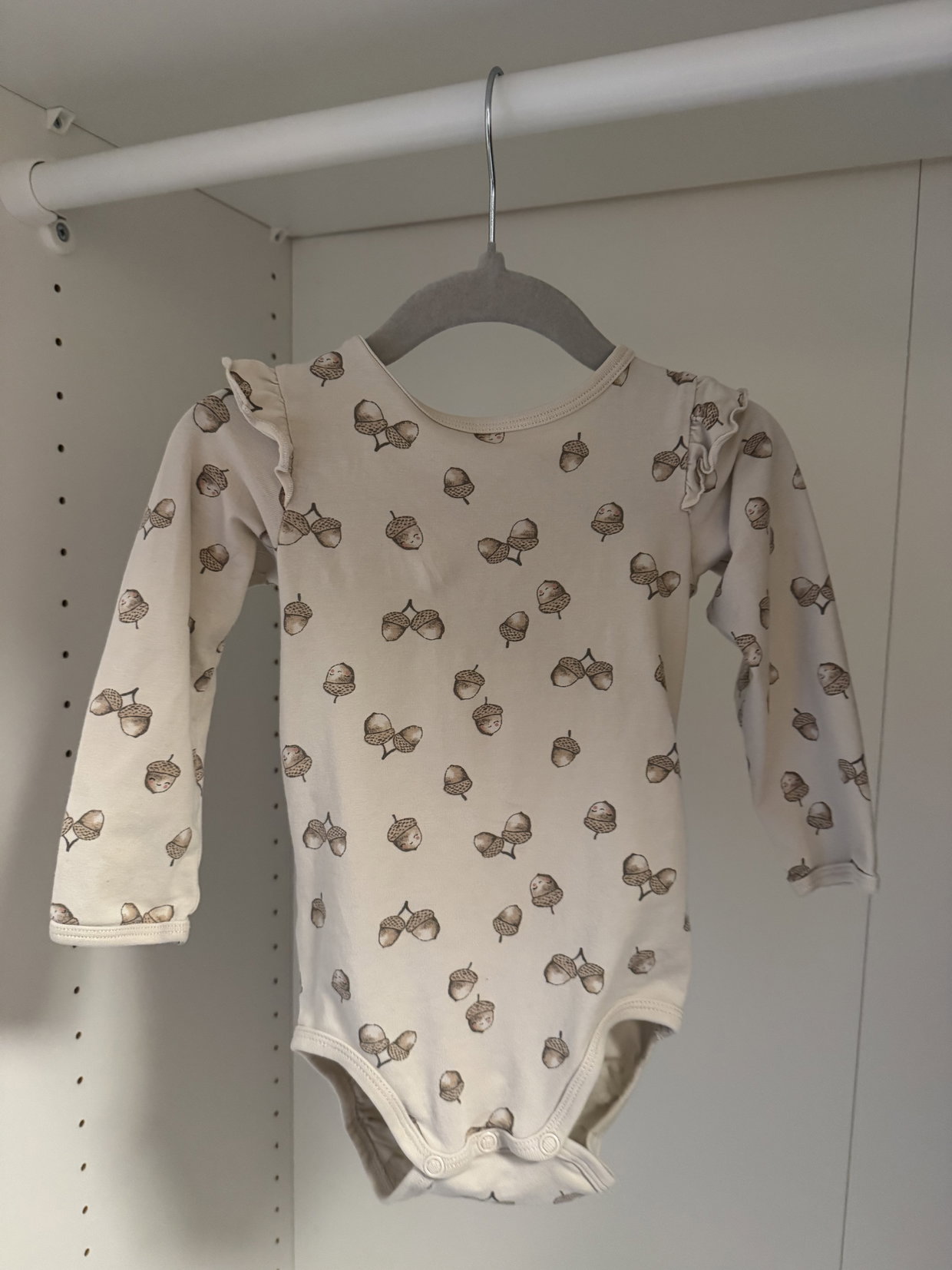 Body mit Eicheln Gr. 80