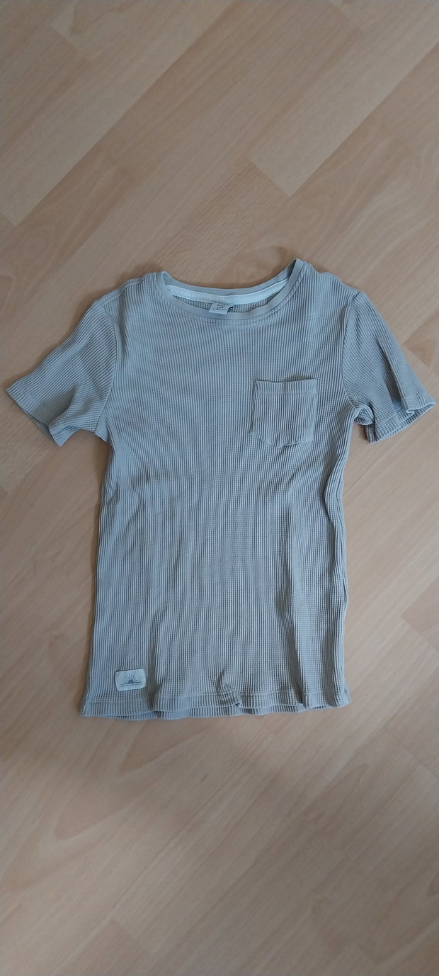 T-Shirt Gr 128