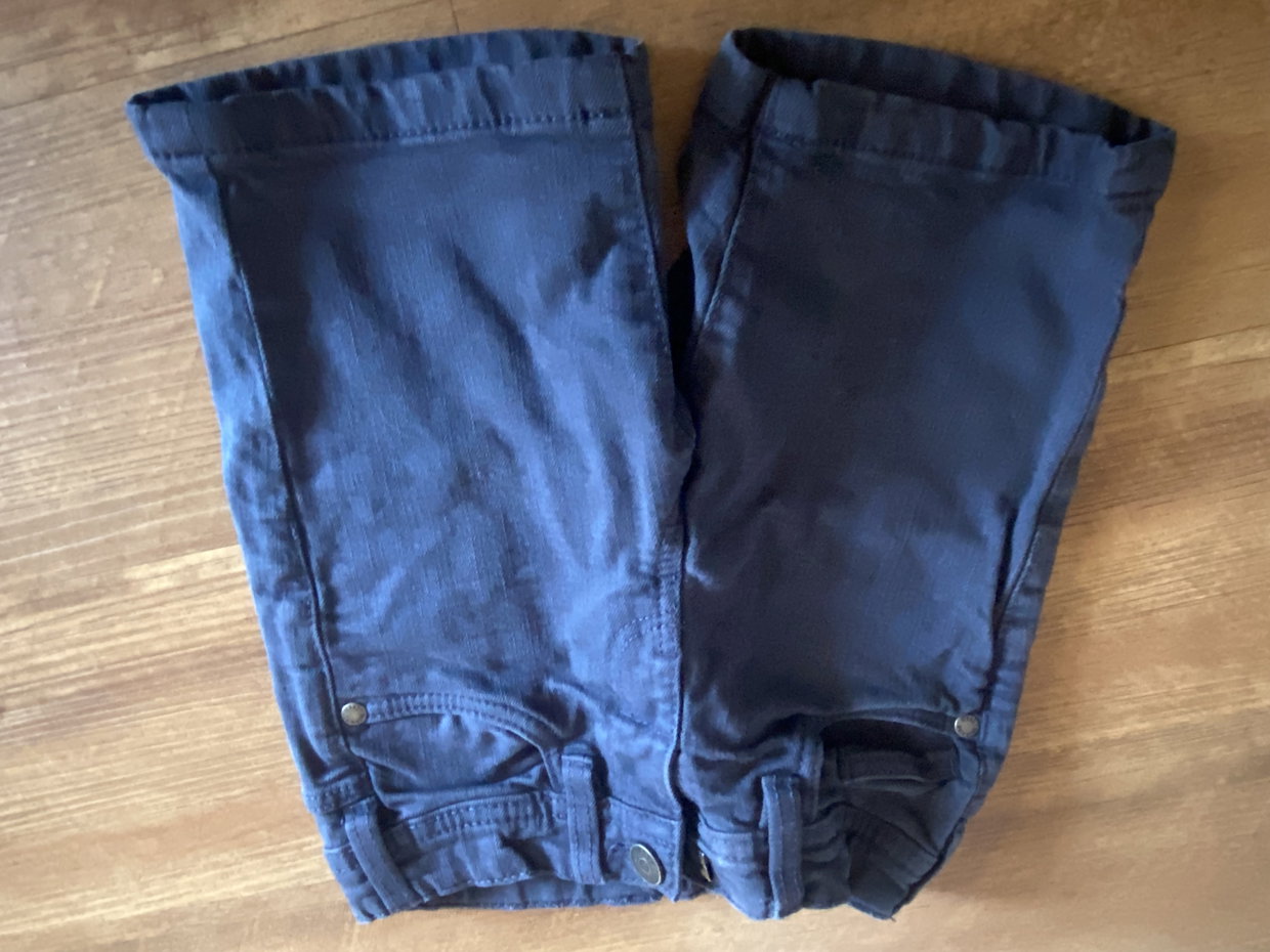Kurze Jeanshose
