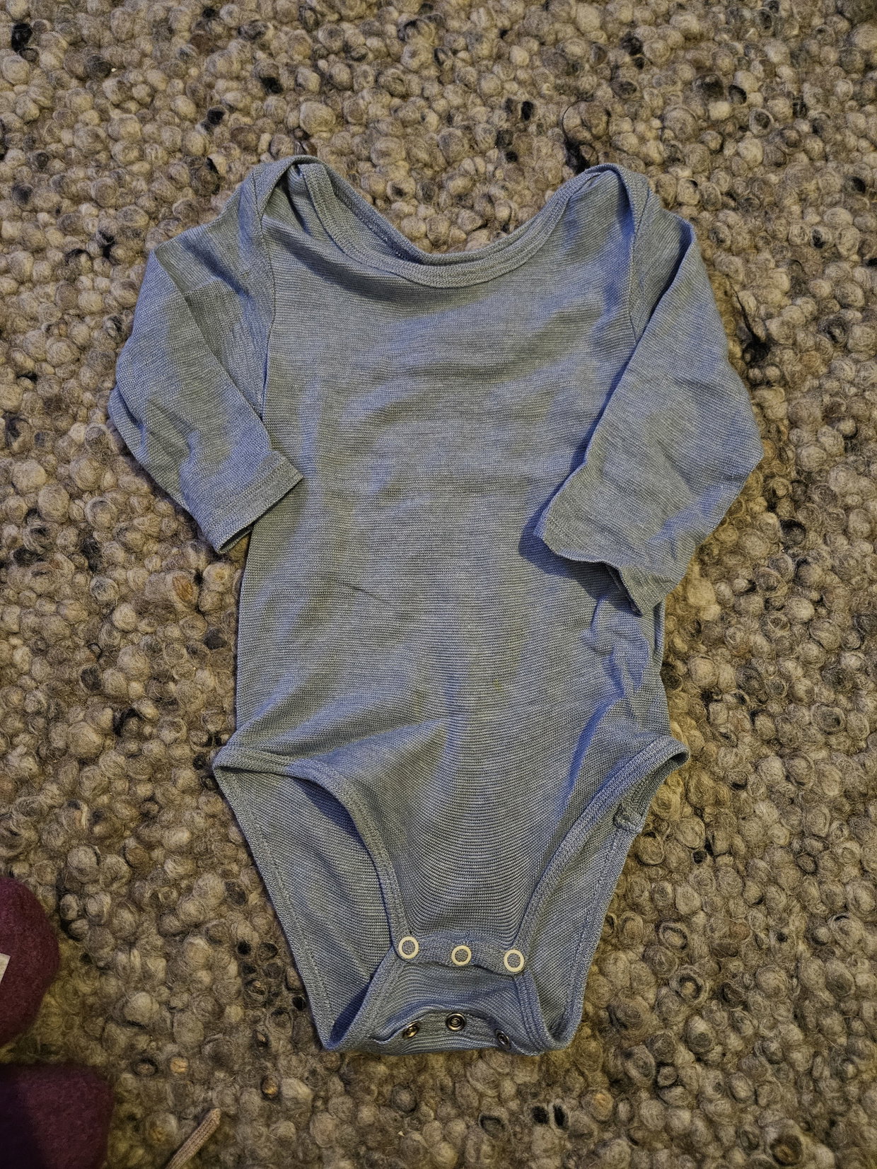 Hessnatur Wolle Seide Body blau geringelt 74/80