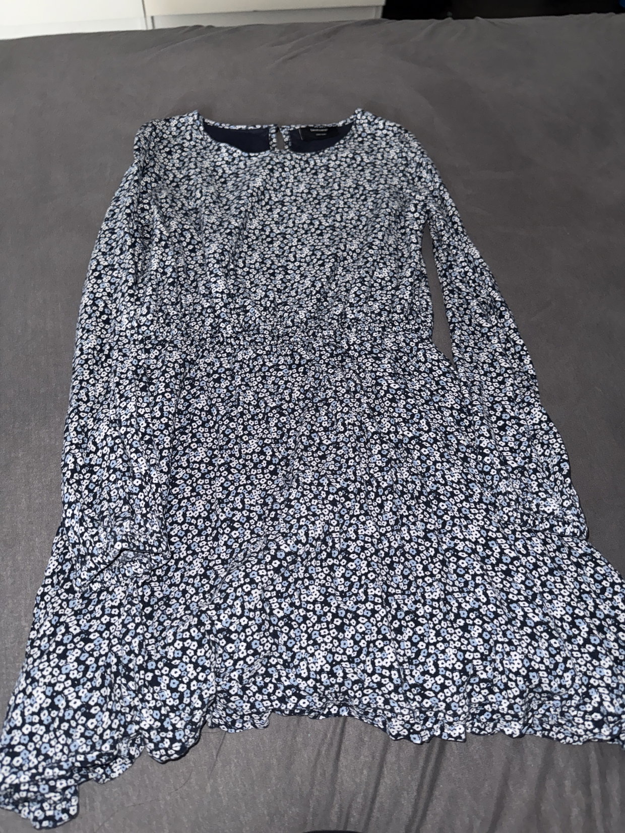 Blumiges Kleid