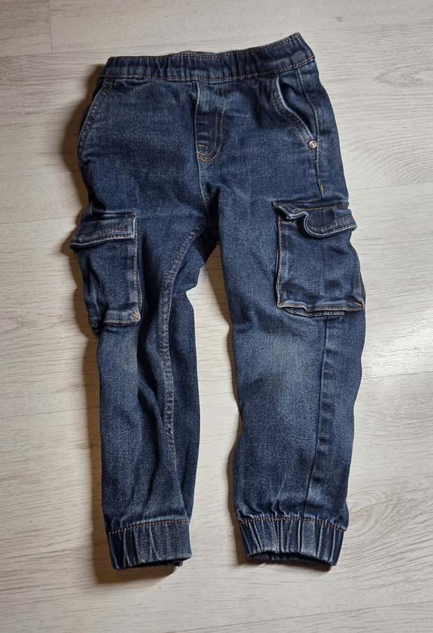 Jeans dunkel
