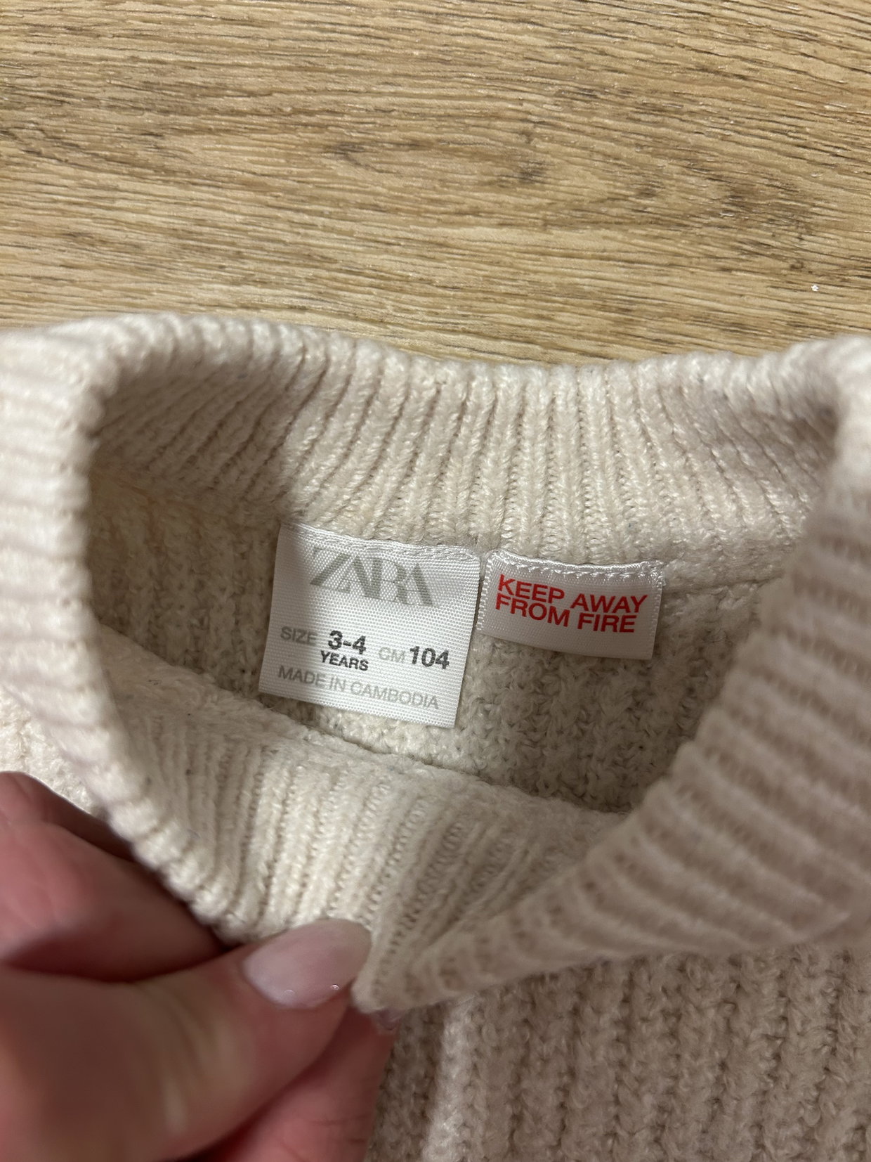 Zara Strick Pullover beige 104