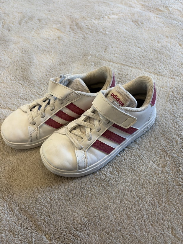 Adidas Turnschuhe