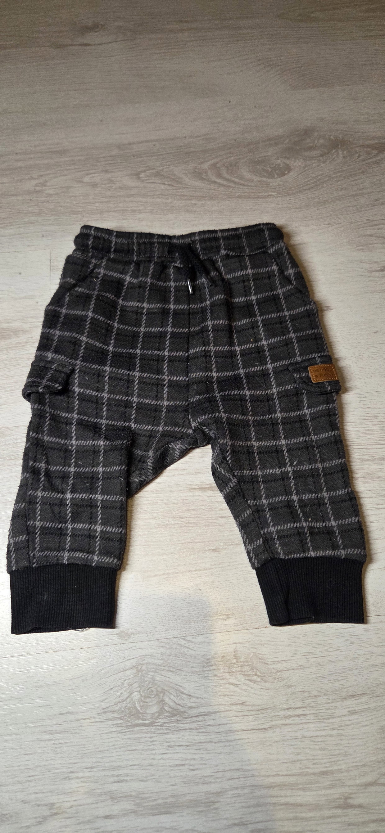 Jogginghose Gr. 74