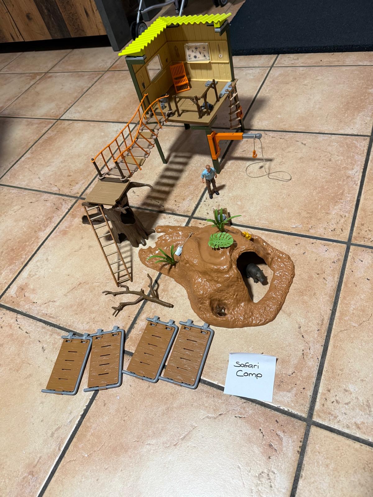 Schleich Safari Baumhaus