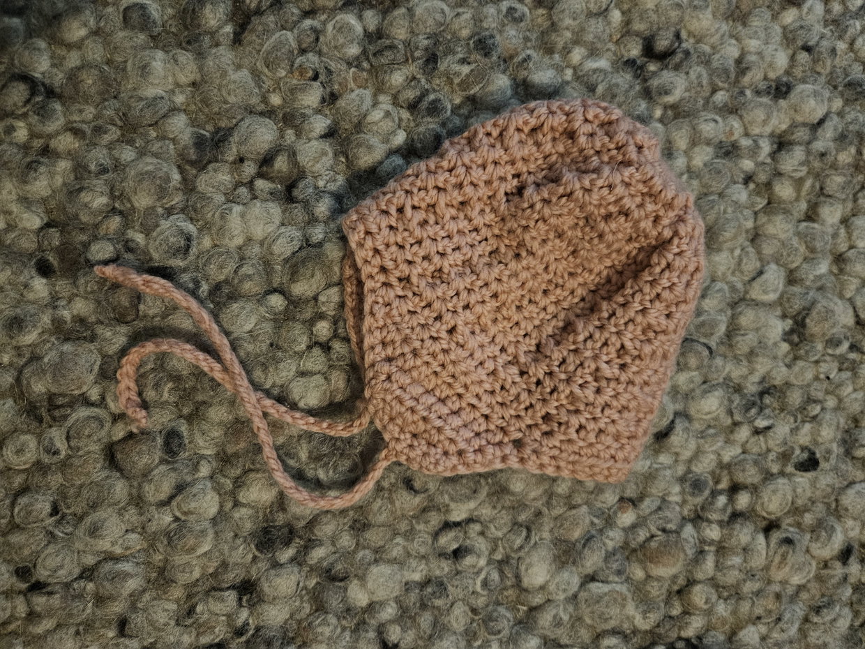 Newborn Wollmütze handmade 