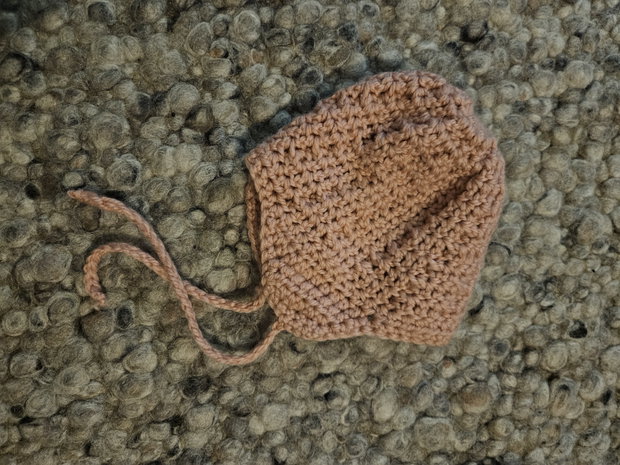 Newborn Wollmütze handmade 