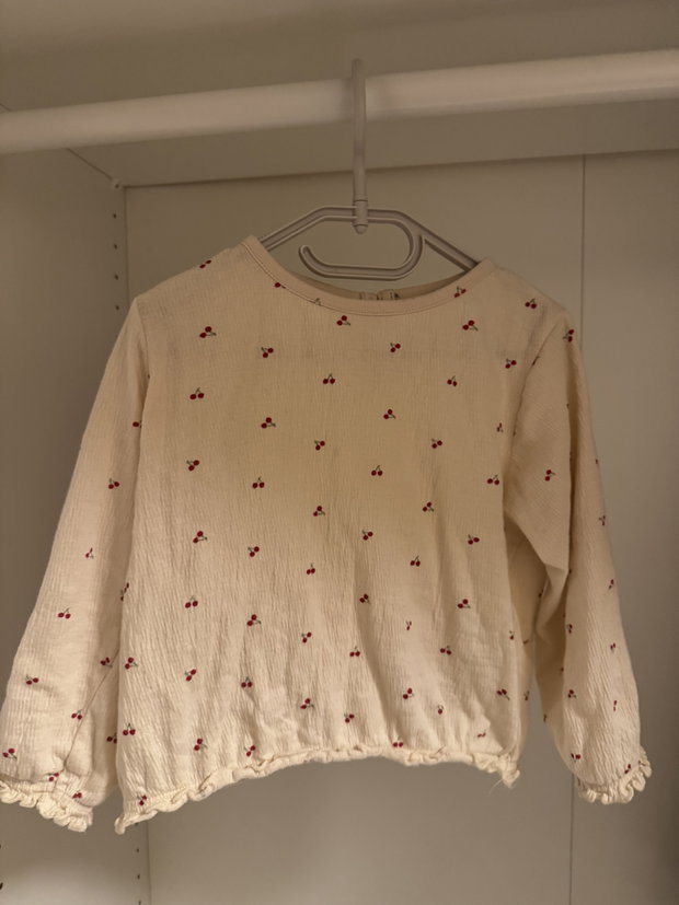 Bluse Kirschen