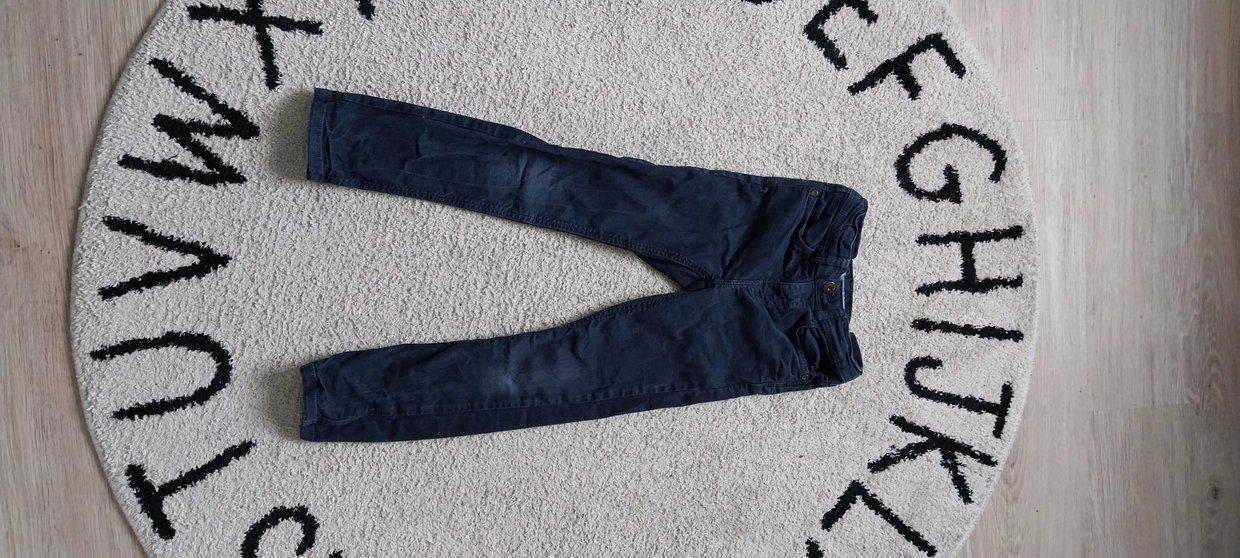 Hose slimfit Gr 122