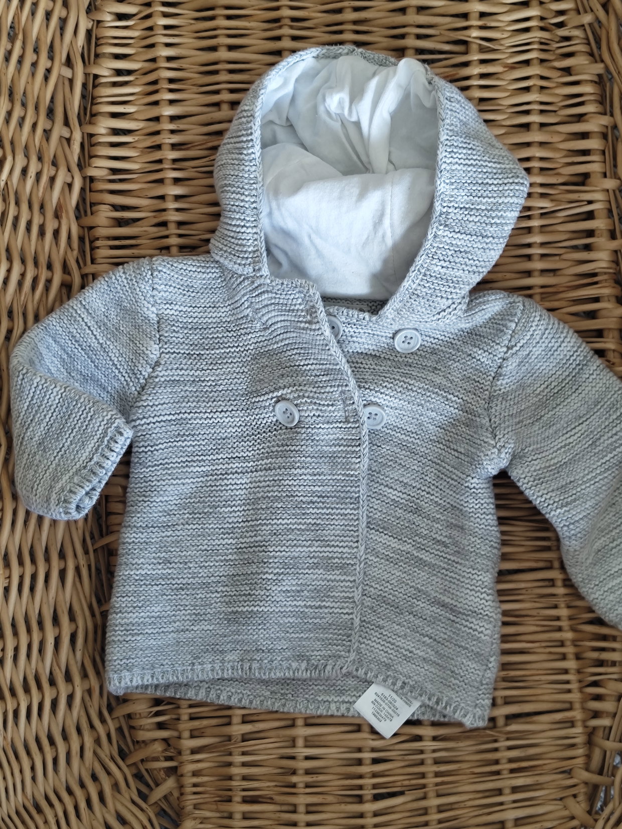 Graue Strickjacke mit Teddyohren 62 