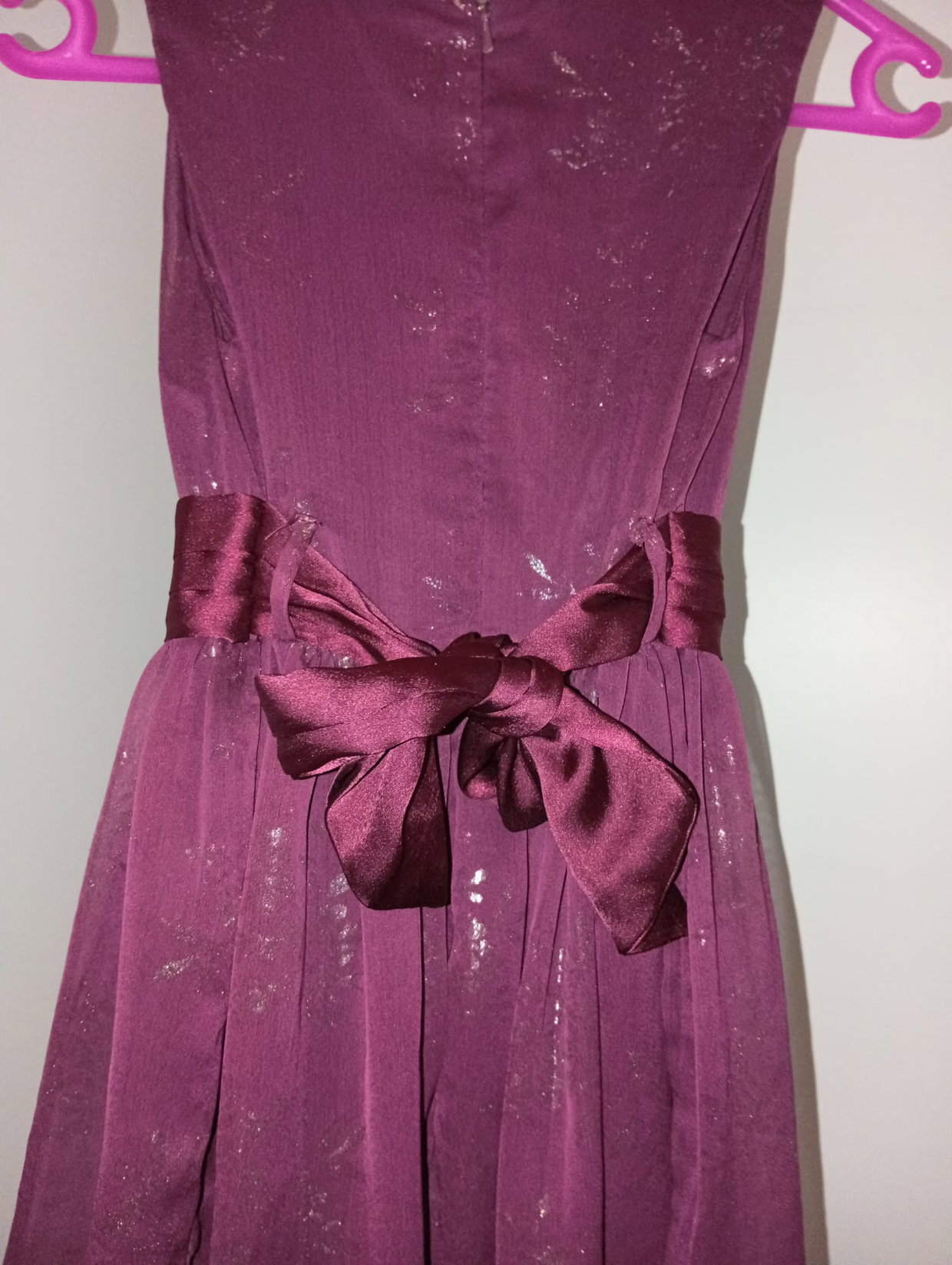💜 Festliches Kleid in Beerenton mit Chiffonrock – Gr. 110