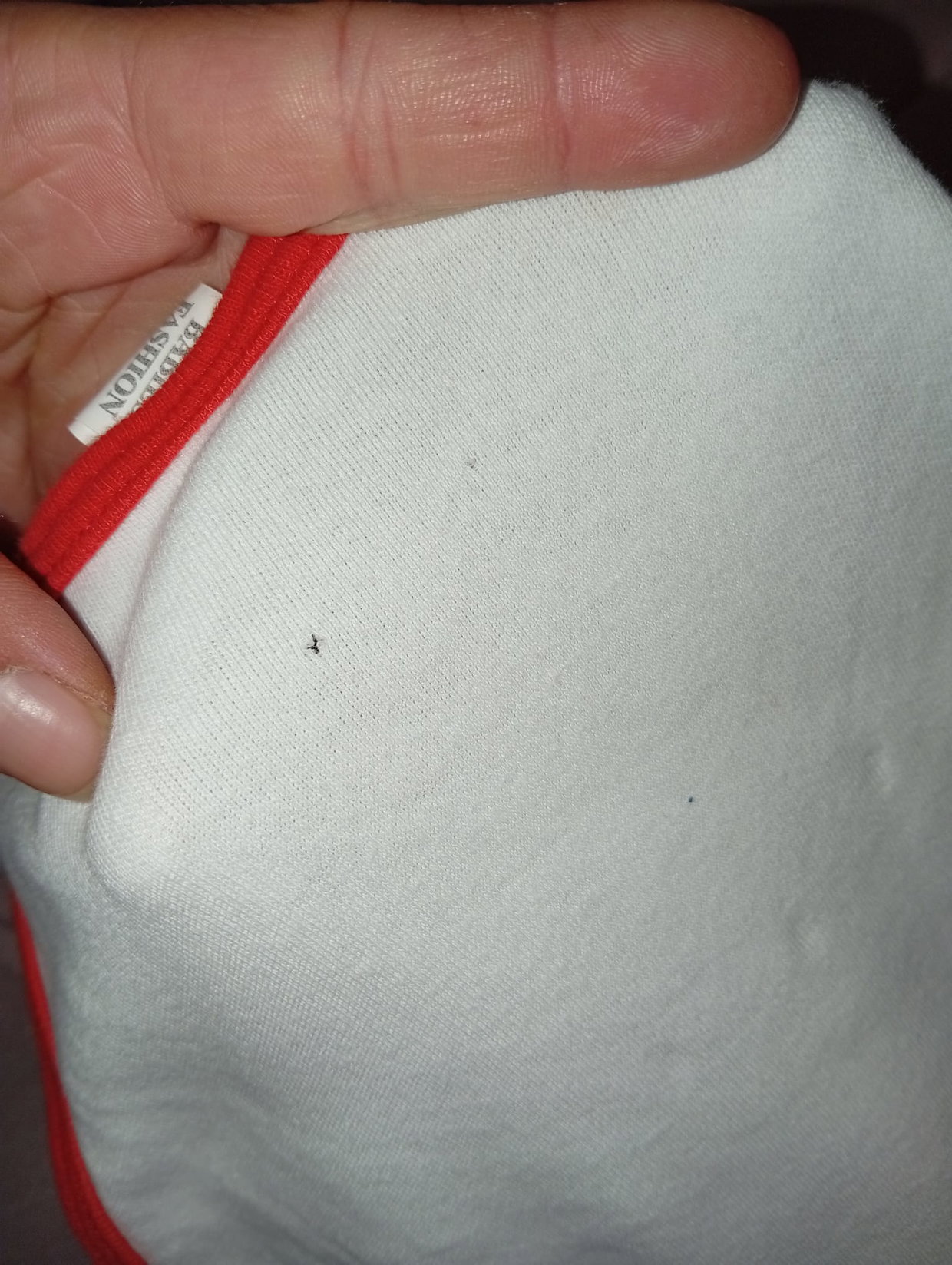 🦀 Weißer ärmelloser Body mit Krabbenmotiv – Größe 86